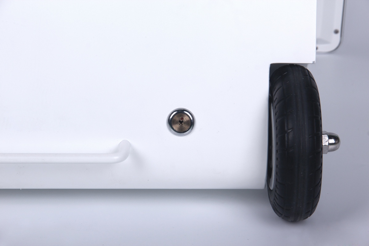 ALLNET Standdisplay 43 Zoll Outdoor Kundenstopper mit Akku OHNE TOUCH mit Laufrollen, 1500Nits, Android, Farbe schwarz