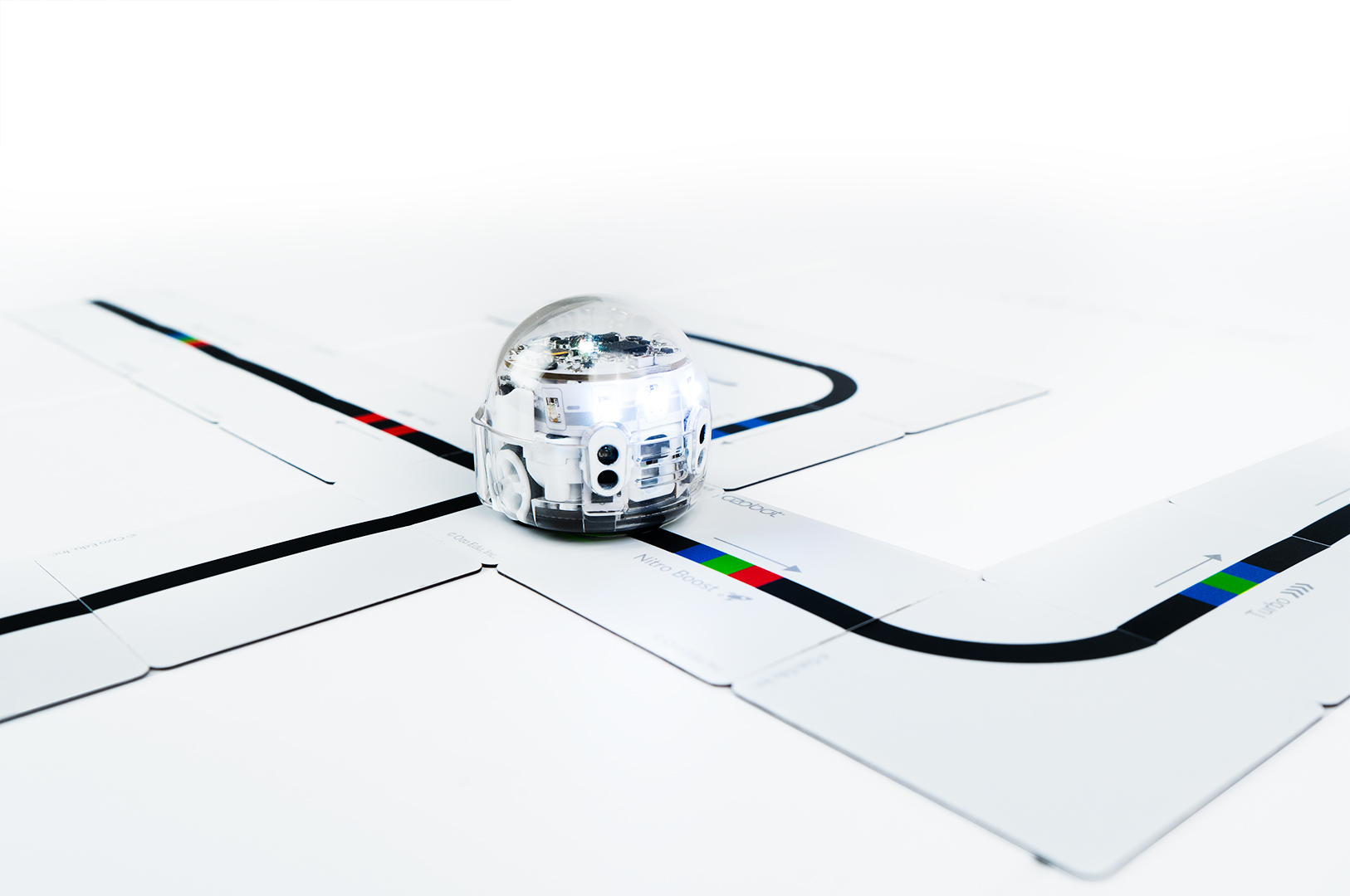 Ozobot MINT Geschwindigkeit Set Magnetische Farbcode Kacheln \"Color Code Magnets Speed Kit\"